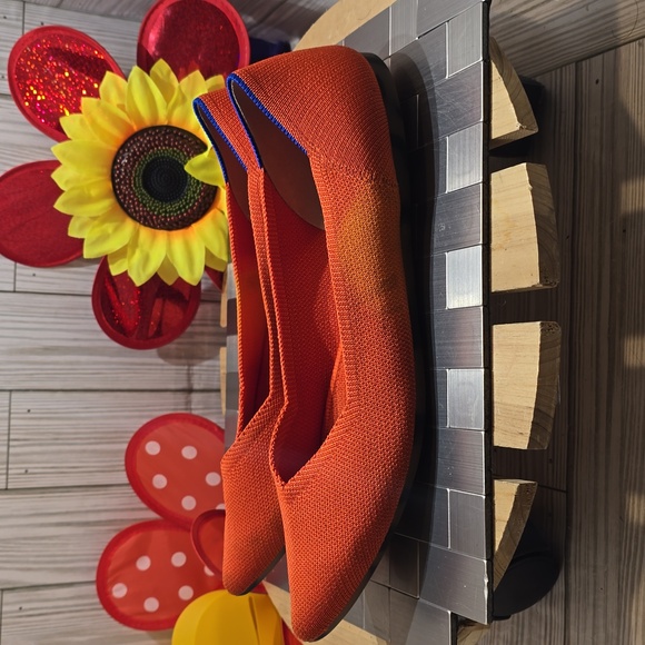 Rothy's Vibrant Orange Flats - Picture 4 of 11